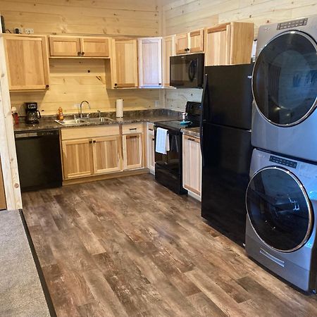 Keweenaw Waters Resort Houghton Esterno foto